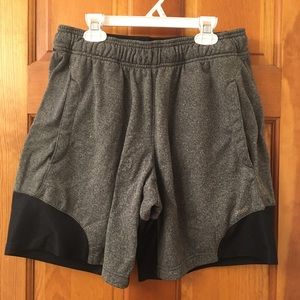 Reebok Play Dry Gym Shorts (M)